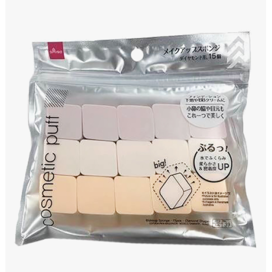 Daiso Makeup Sponge Diamond Shape 15pcs
